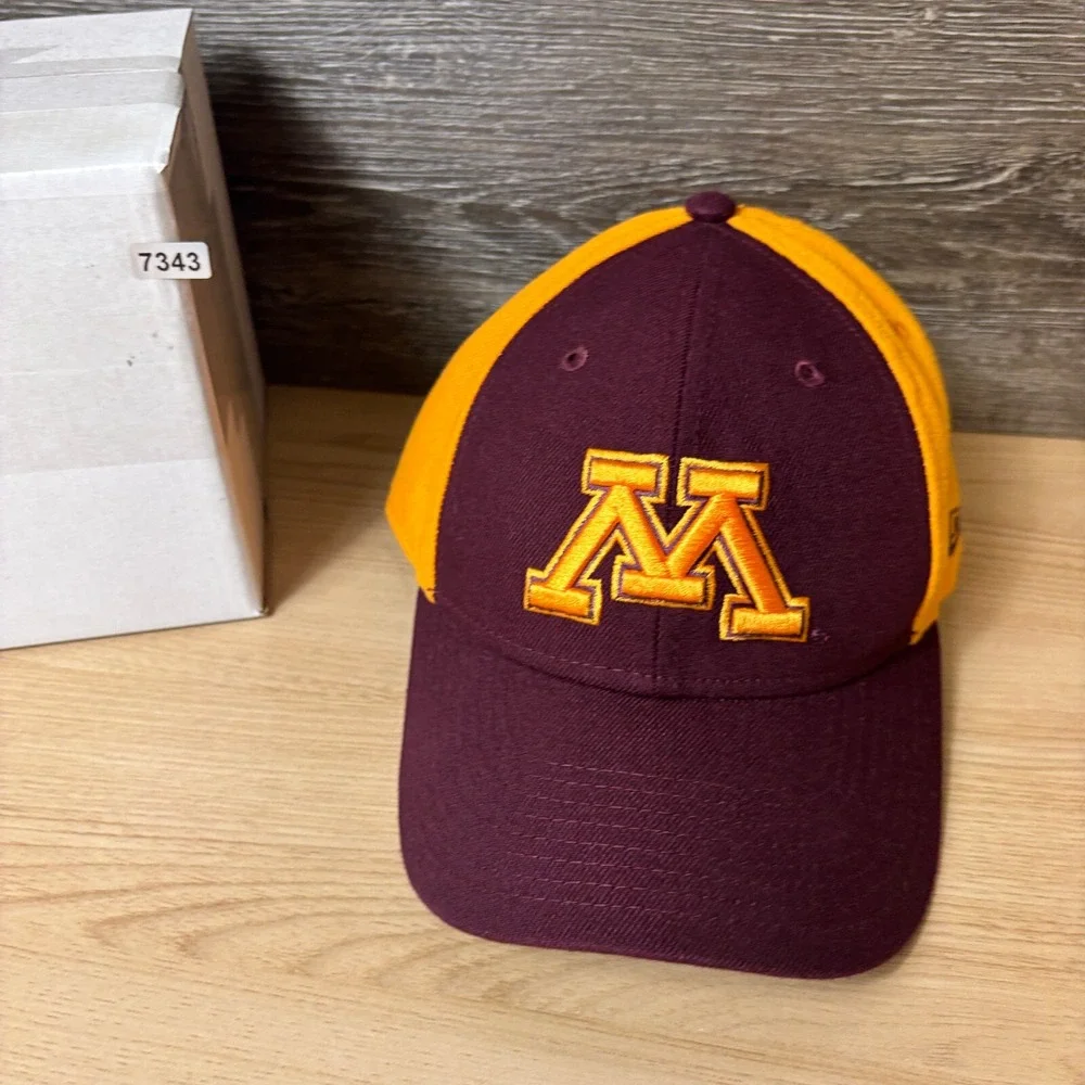 Minnesota Golden Gophers Hat‎ Cap Strap Back Youth Red Maroon New Era